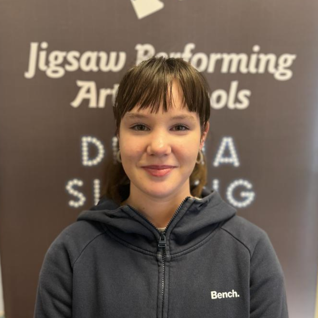Jigsaw-ealing-performing-arts-student-interview-group-3-1