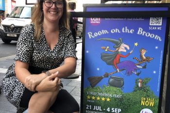 franchisee-alex-jigsaw-bexleyheath-room-on-the-broom-theatre-review-image