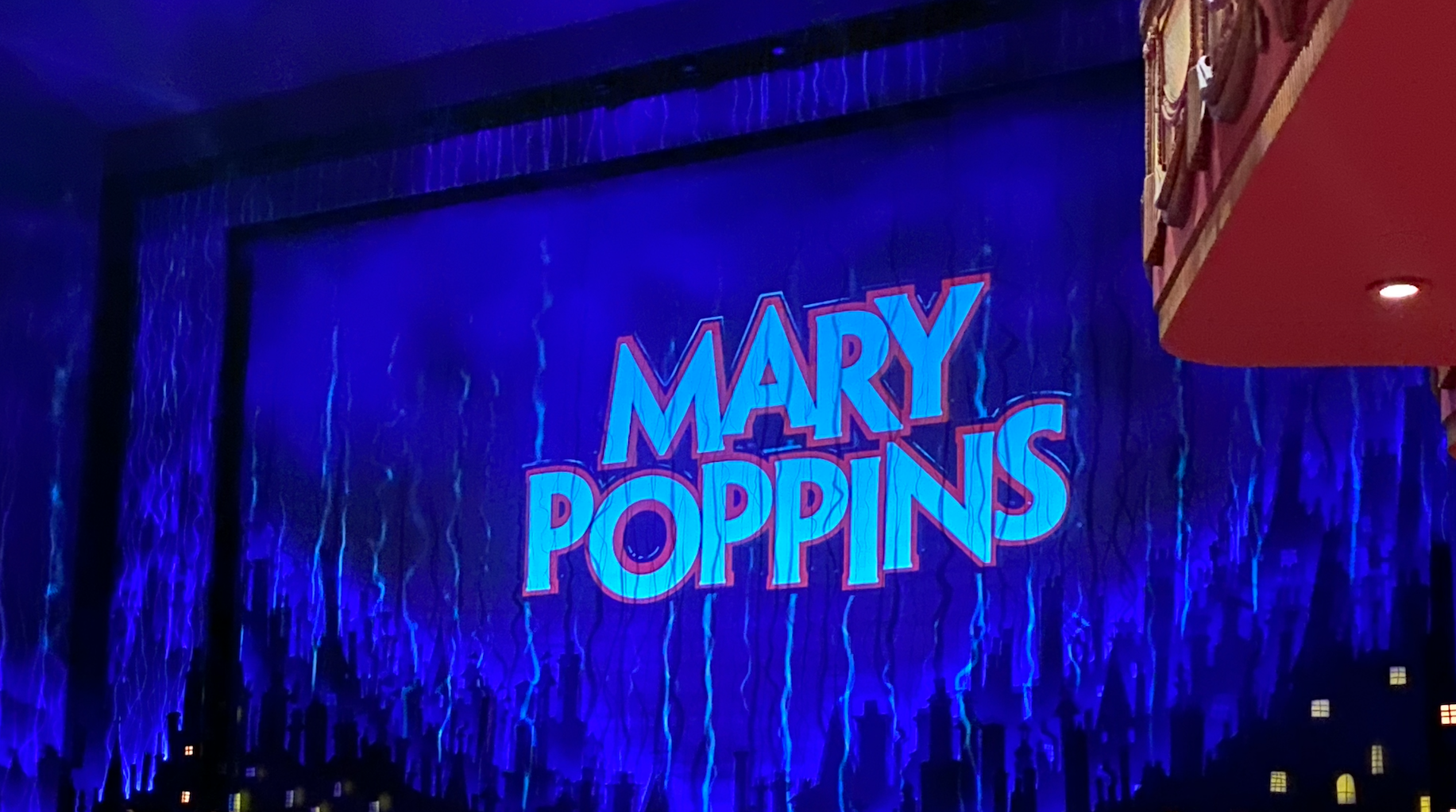 mary-poppins-theatre-show-west-end